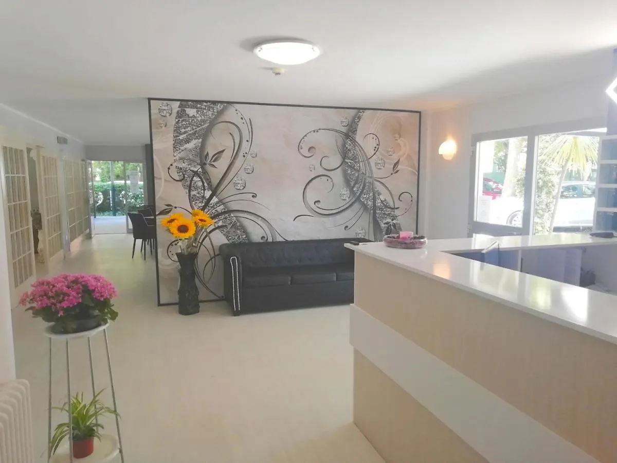 Hotel Rita Cervia 3*,